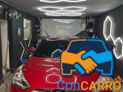 Vendo Hyundai veloster modelo 2013 automatico