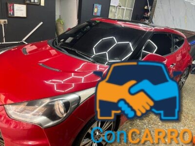 Vendo Hyundai veloster modelo 2013 automatico
